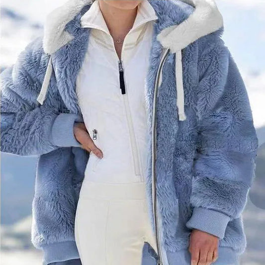 Aurora Coat – Elegance that embraces against the cold 