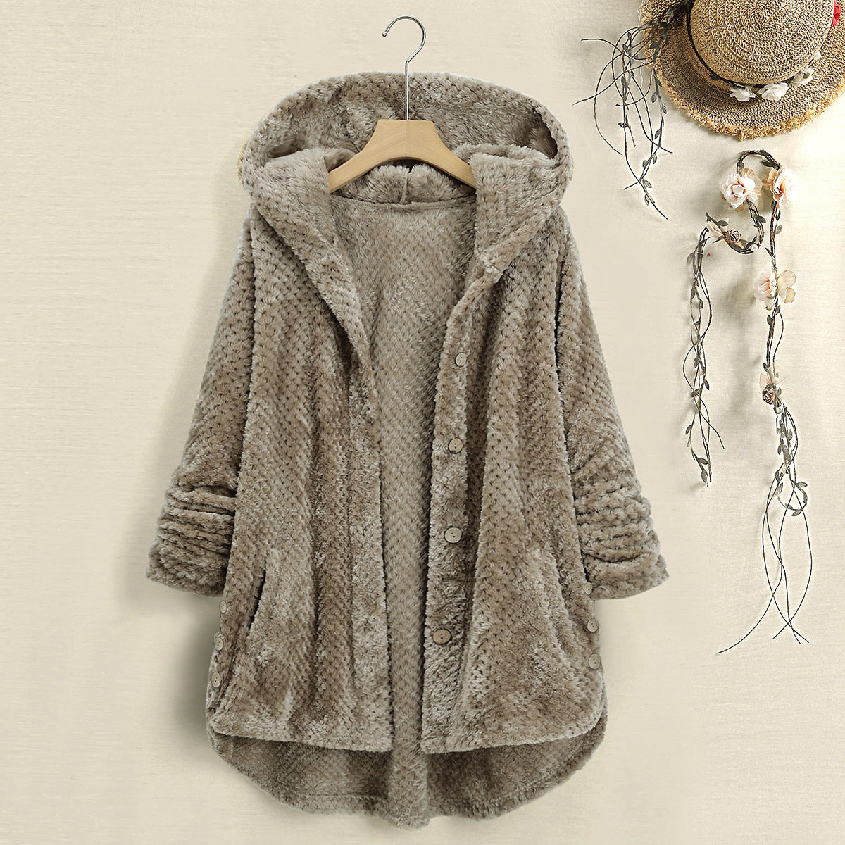 Mila Coat – Enveloping elegance for the coldest days