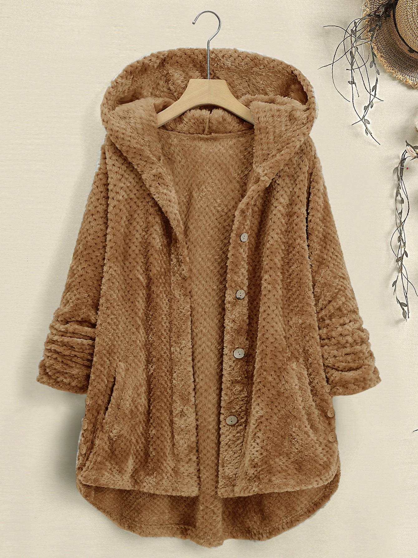 Mila Coat – Enveloping elegance for the coldest days