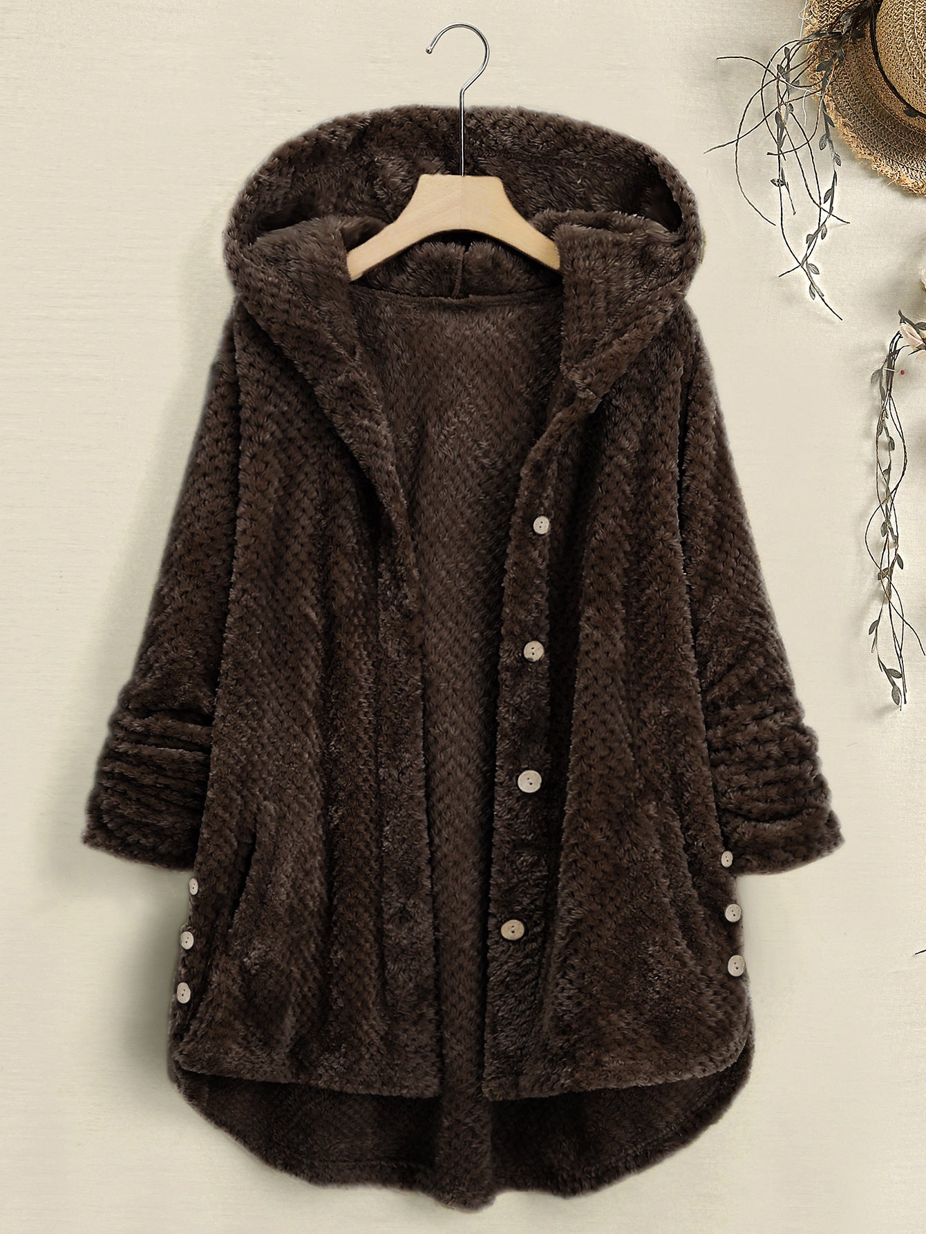 Mila Coat – Enveloping elegance for the coldest days